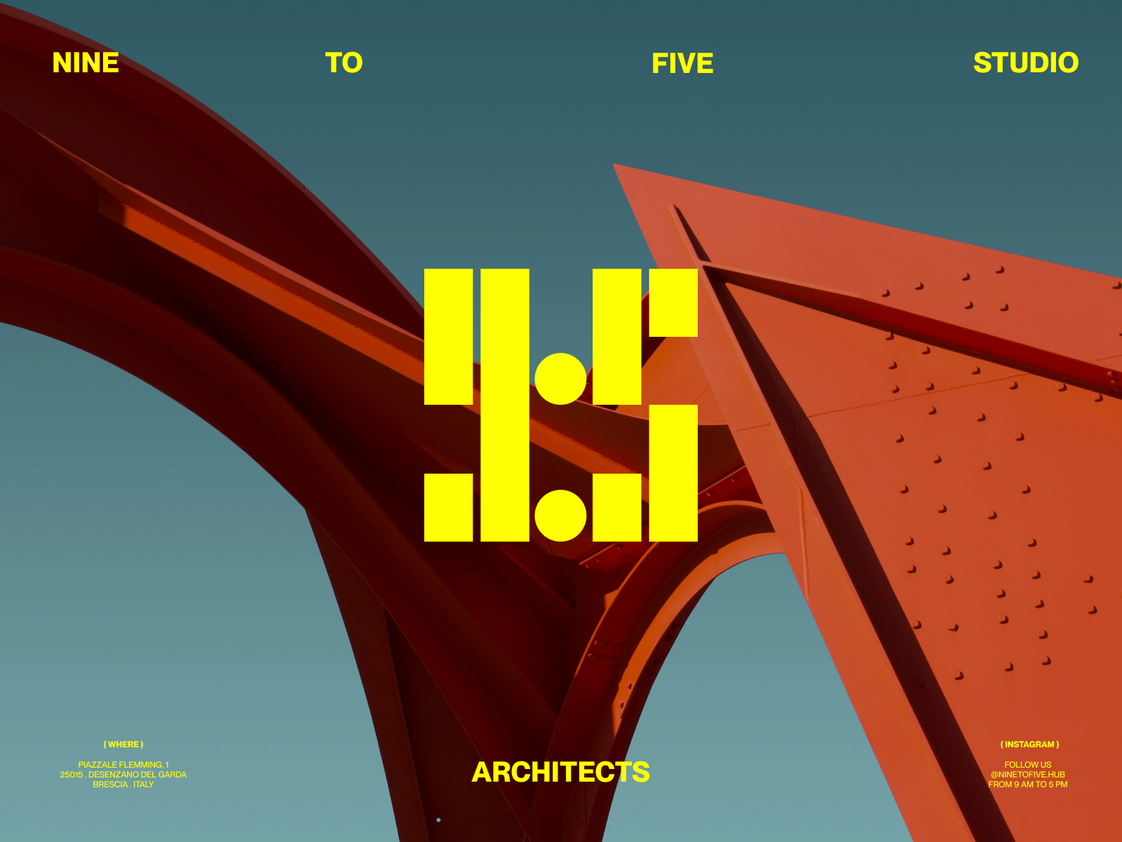 Nine To Five — Awwwards HM